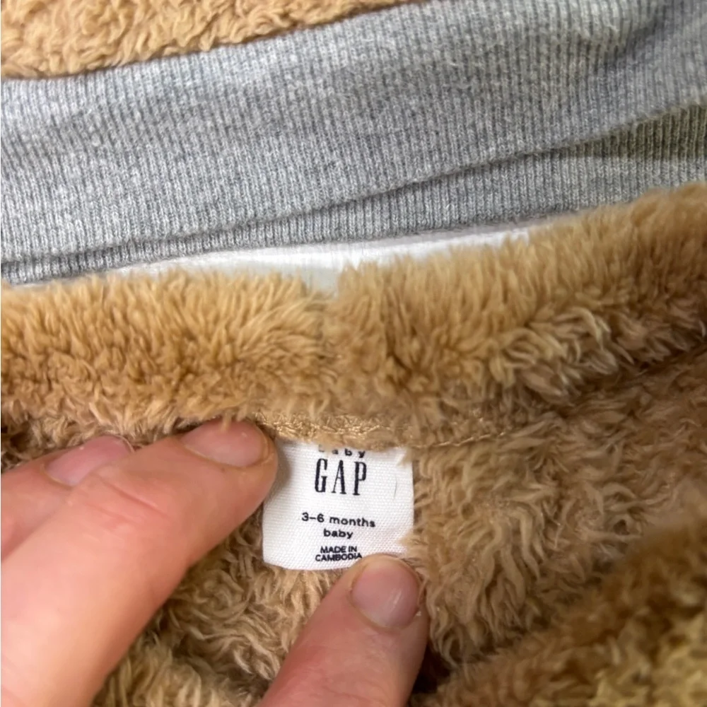 GAP Baby Teddy Bear Sherpa 2-Piece Outfit | 3–6 Months | Cozy Brown Set